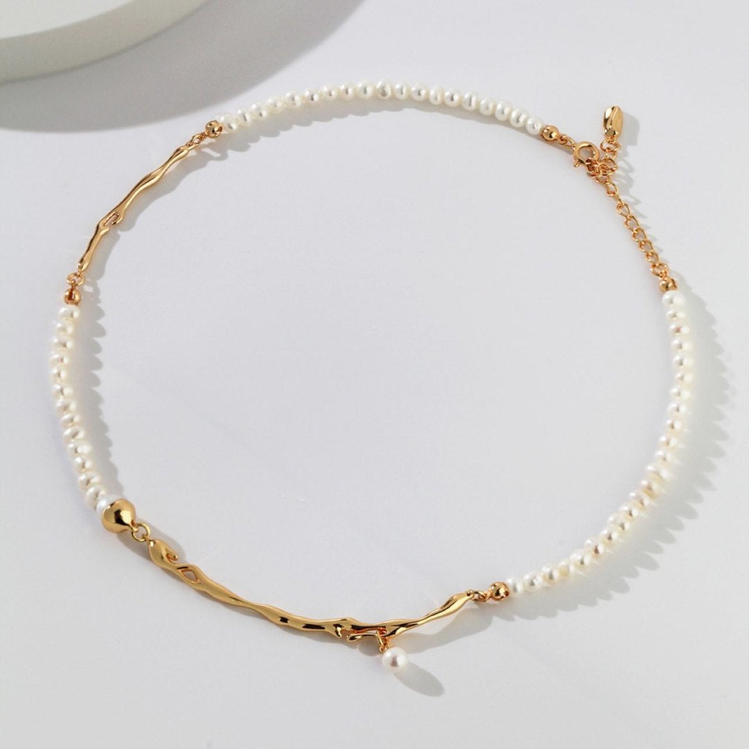 Golden Stream Pearl Necklace