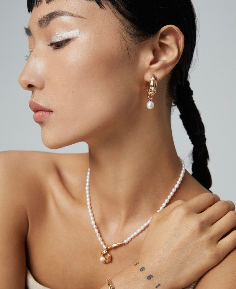 Lustre Pearl Ethereal Flow Necklace