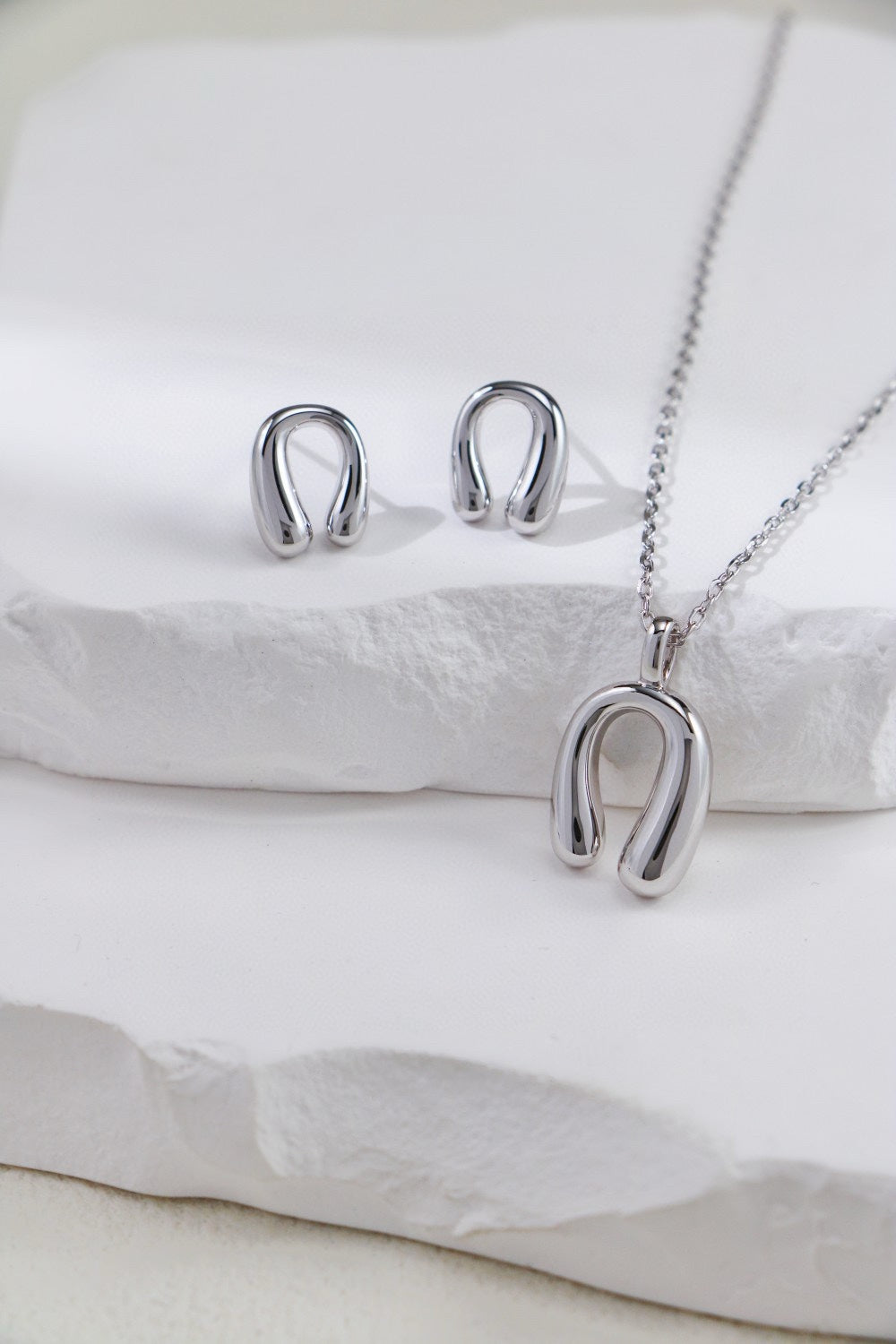 S925 Silver Horseshoe Earrings（2 colors）