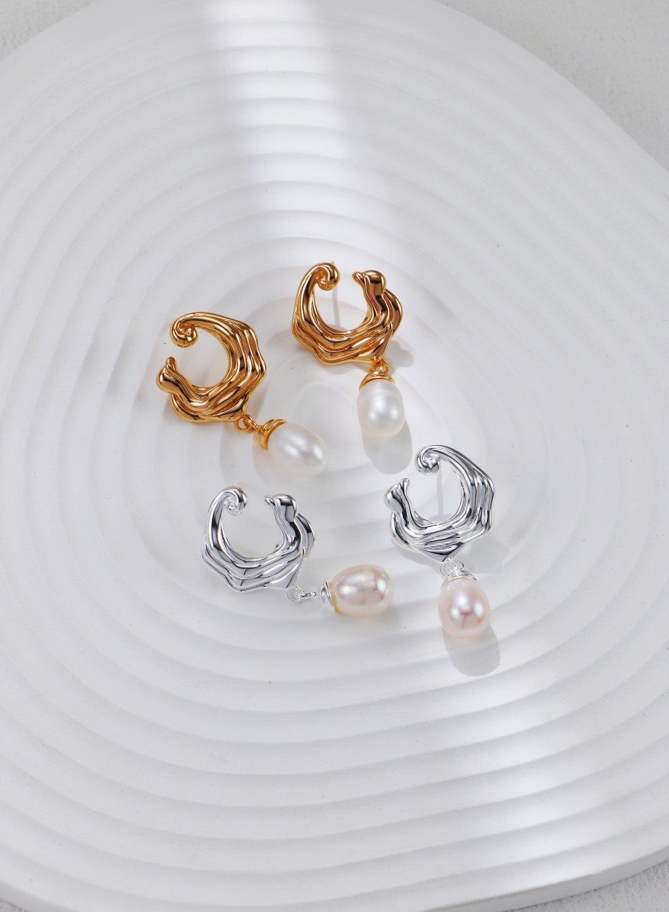 S925 Silver Wave Pearl Earrings（2 colors）