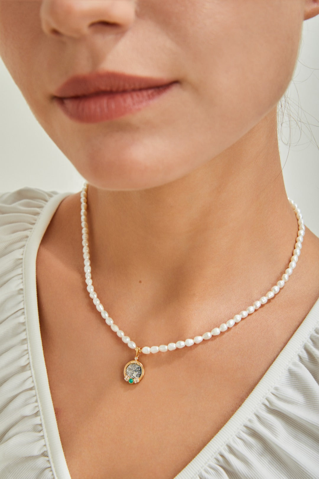 S925 Silver Vintage Gold Coin Pearl Necklace