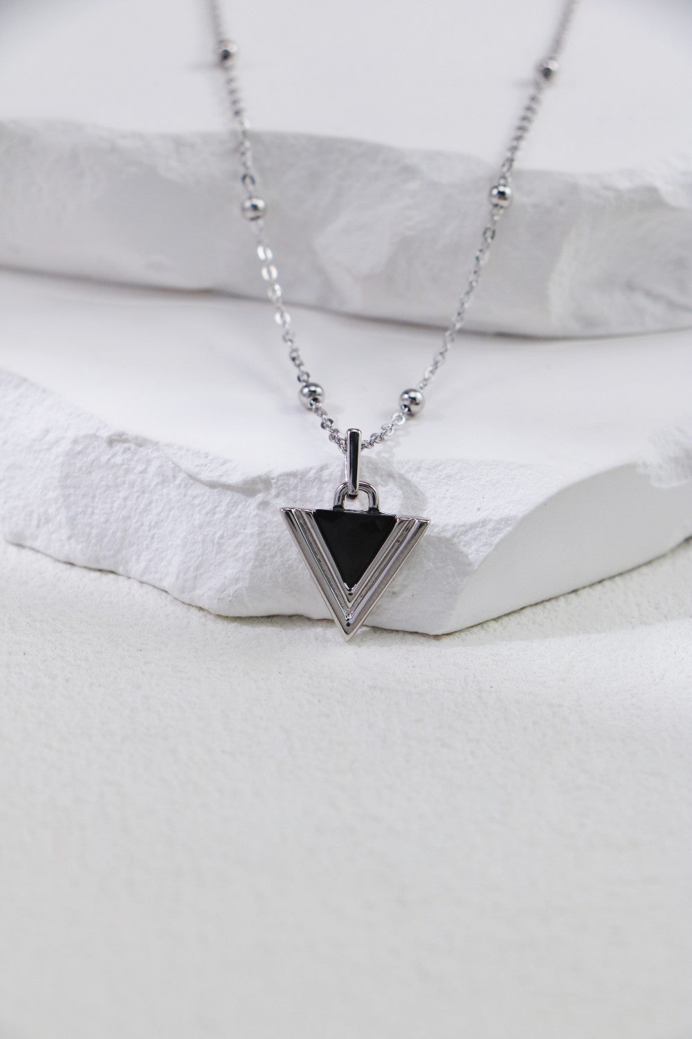 S925 Silver Triangle Black Onyx Fashion Necklace（2 colors）