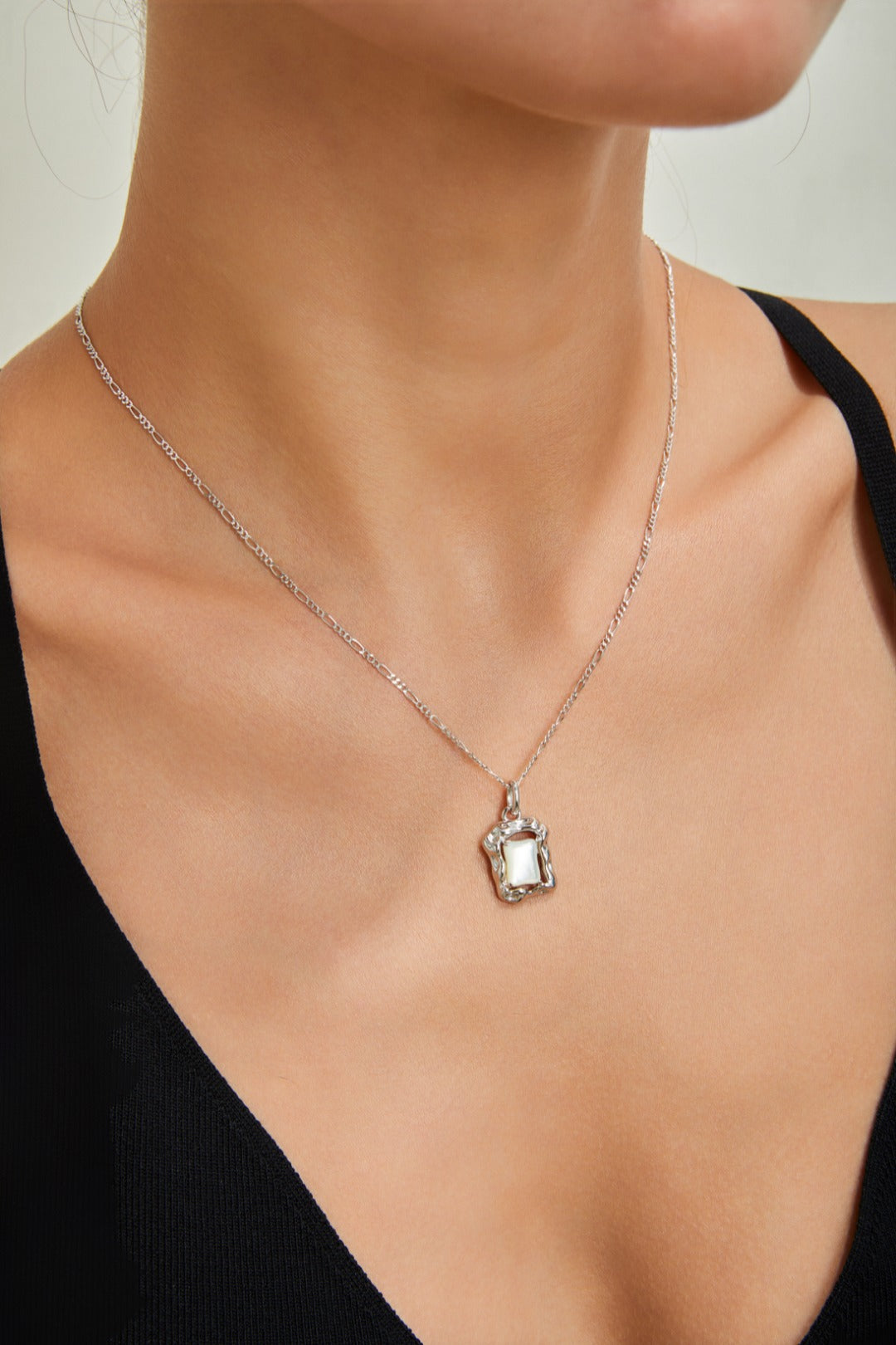 S925 Silver Shell Necklace Platinum