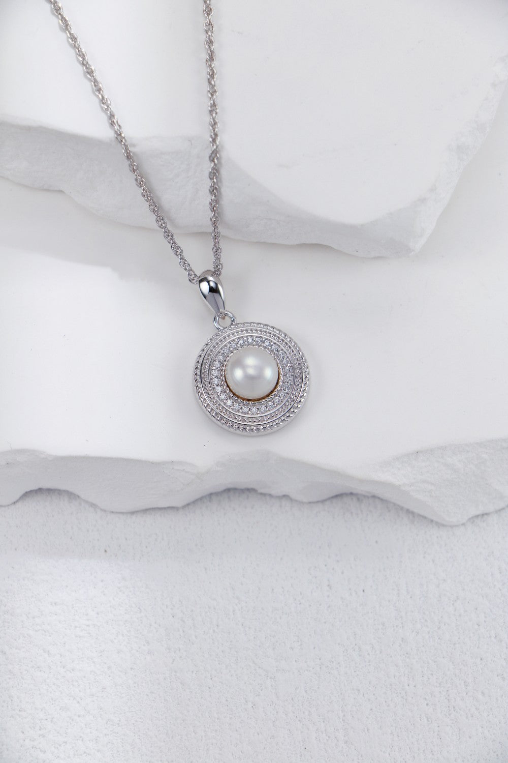 S925 Silver Pearl Inlaid Zirconium Stud Necklace（2 colors）