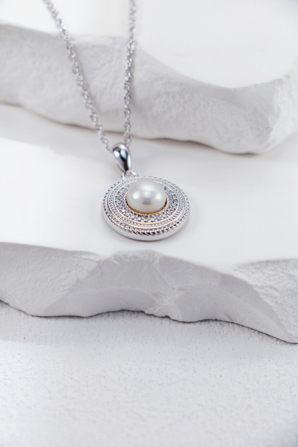 S925 Silver Pearl Inlaid Zirconium Stud Necklace（2 colors）