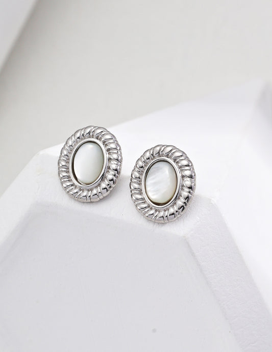 S925 Silver Palace Treasure Simple Shell Earrings and Studs（Platinum）